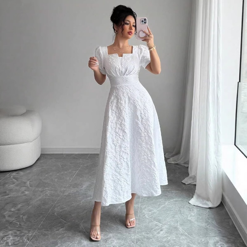 Gaun Midi Wanita Putih Bermoti - Sundress Midi Floral ulasan dan harga