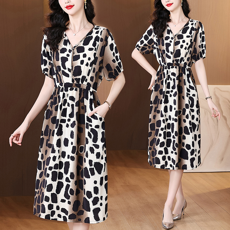 Gaun Midi Lengan Pendek Sifon  - Sundress Midi Floral ulasan dan harga